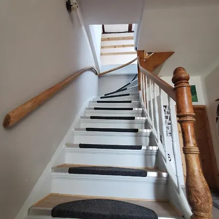 Tweet Tohuus Apartment